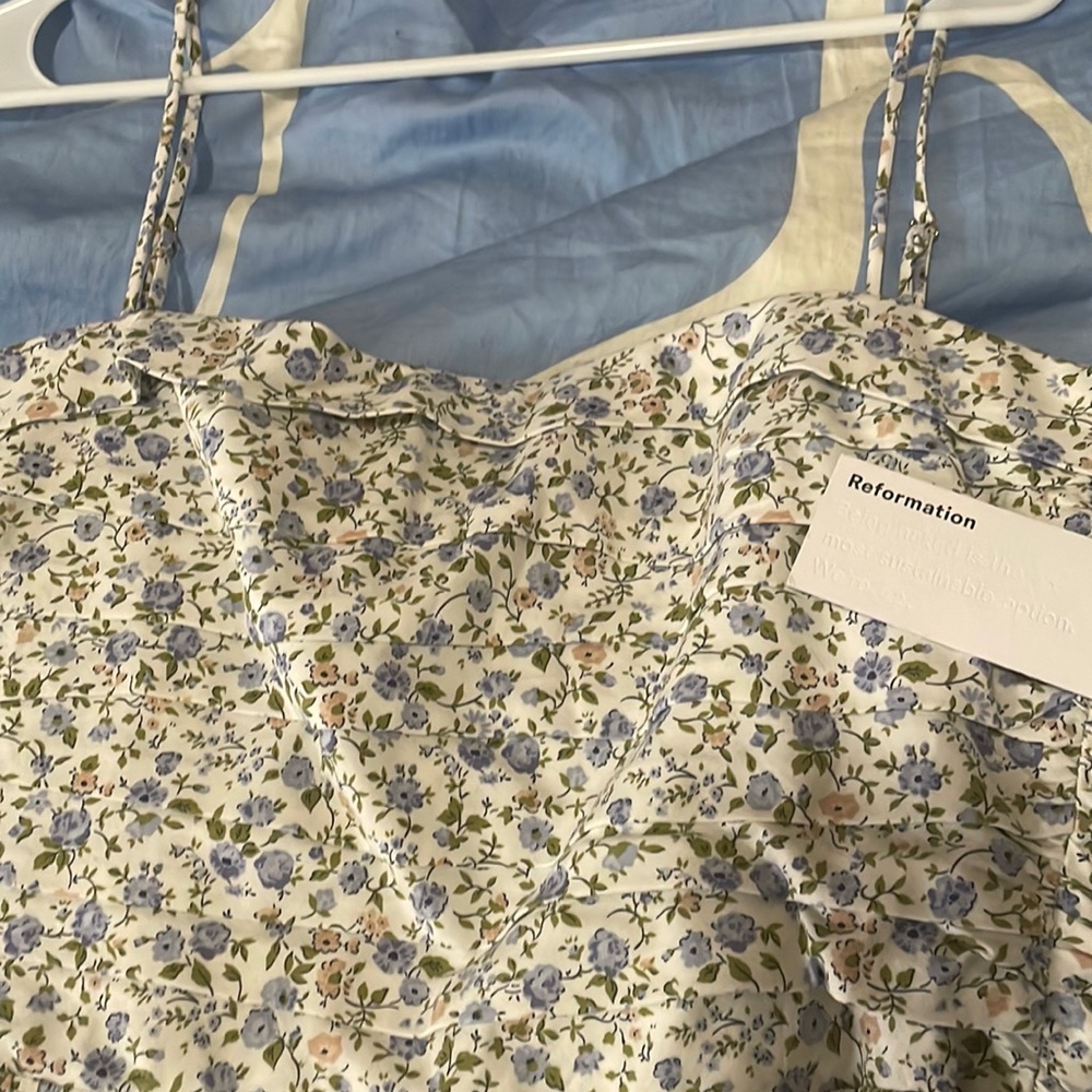 Never worn reformation LISSA dress in PIXIE size 6